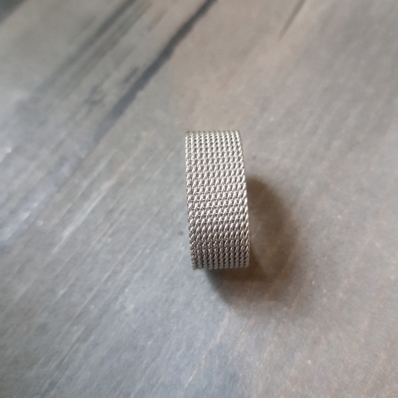 Stainless Steel Mesh Ring - Picture 4 of 5